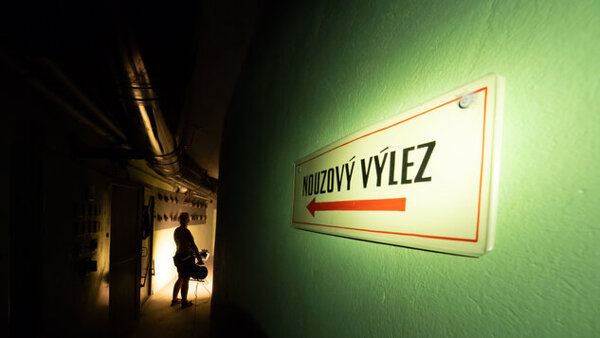 Prohlídky krytu a jeho technického zázemí s živou osádkou