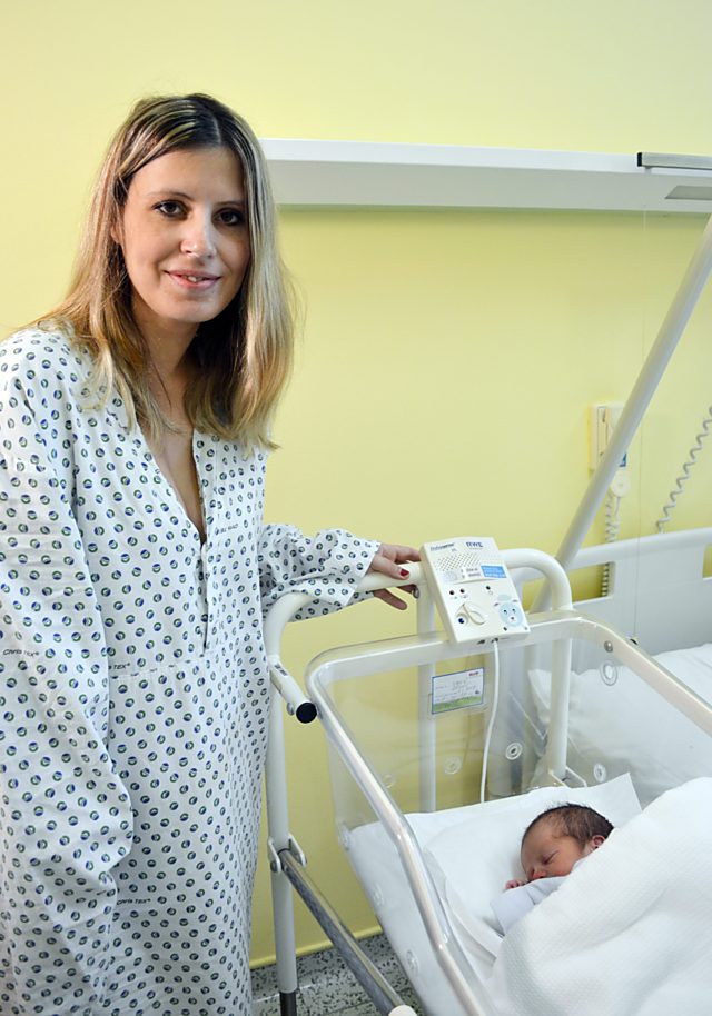 První letošní miminko Marek Beneš se svou maminkou